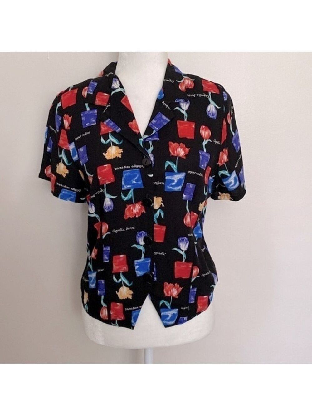 Vintage floral print button down blouse